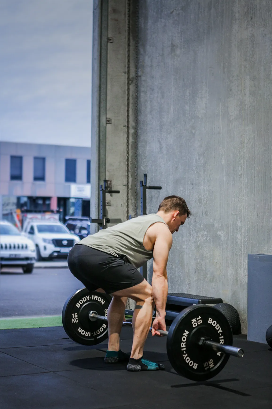 120kg Olympic Barbell & Bumper Plate Set