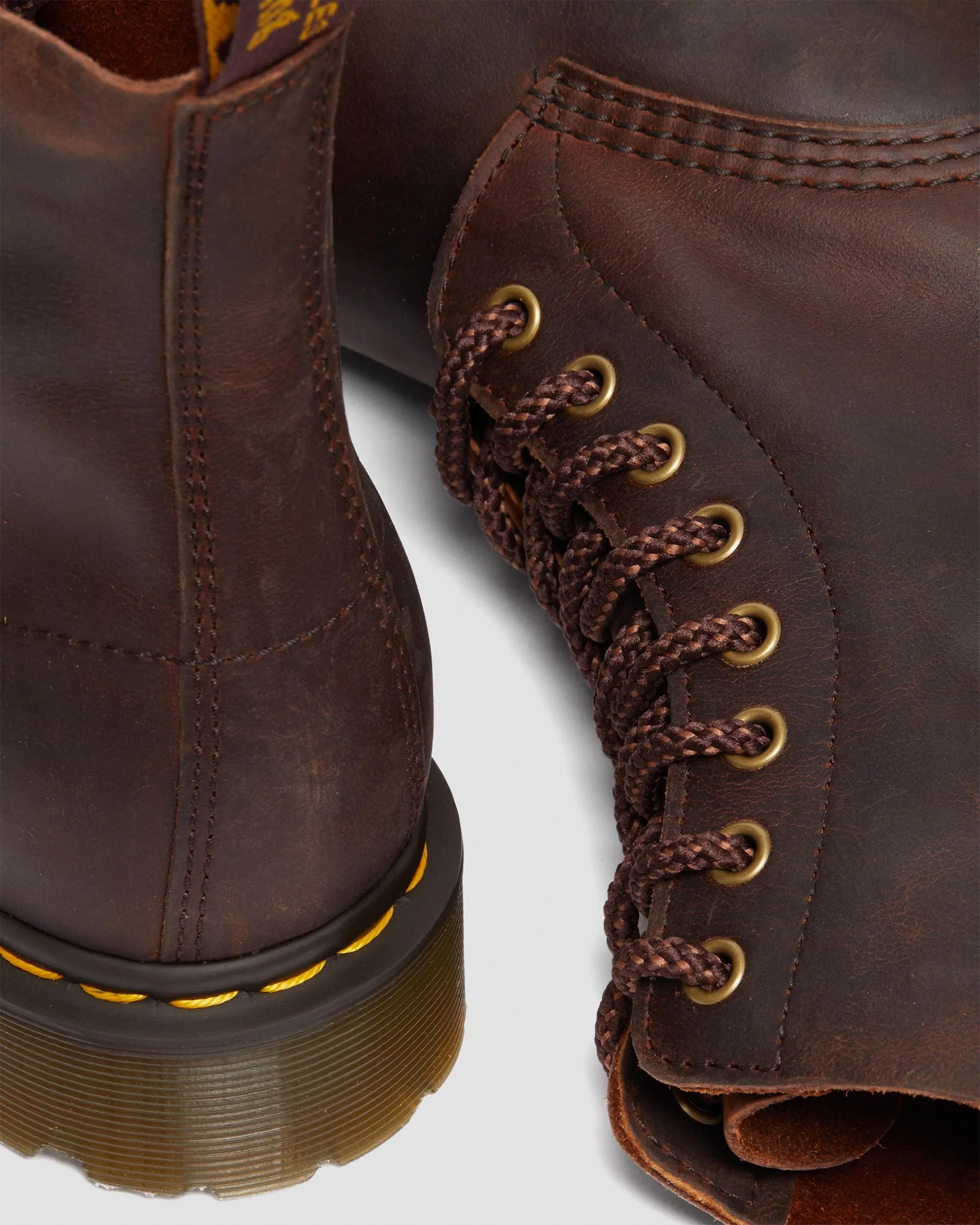 1460 Pascal Waxed Full Grain Leather Boots