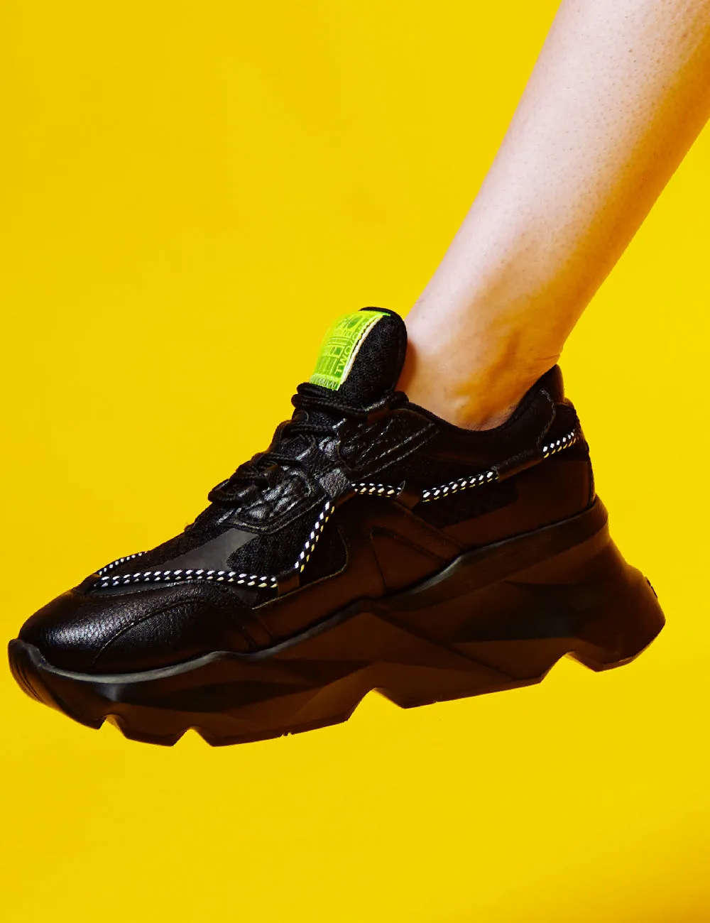 707 black mesh chunky sneaker