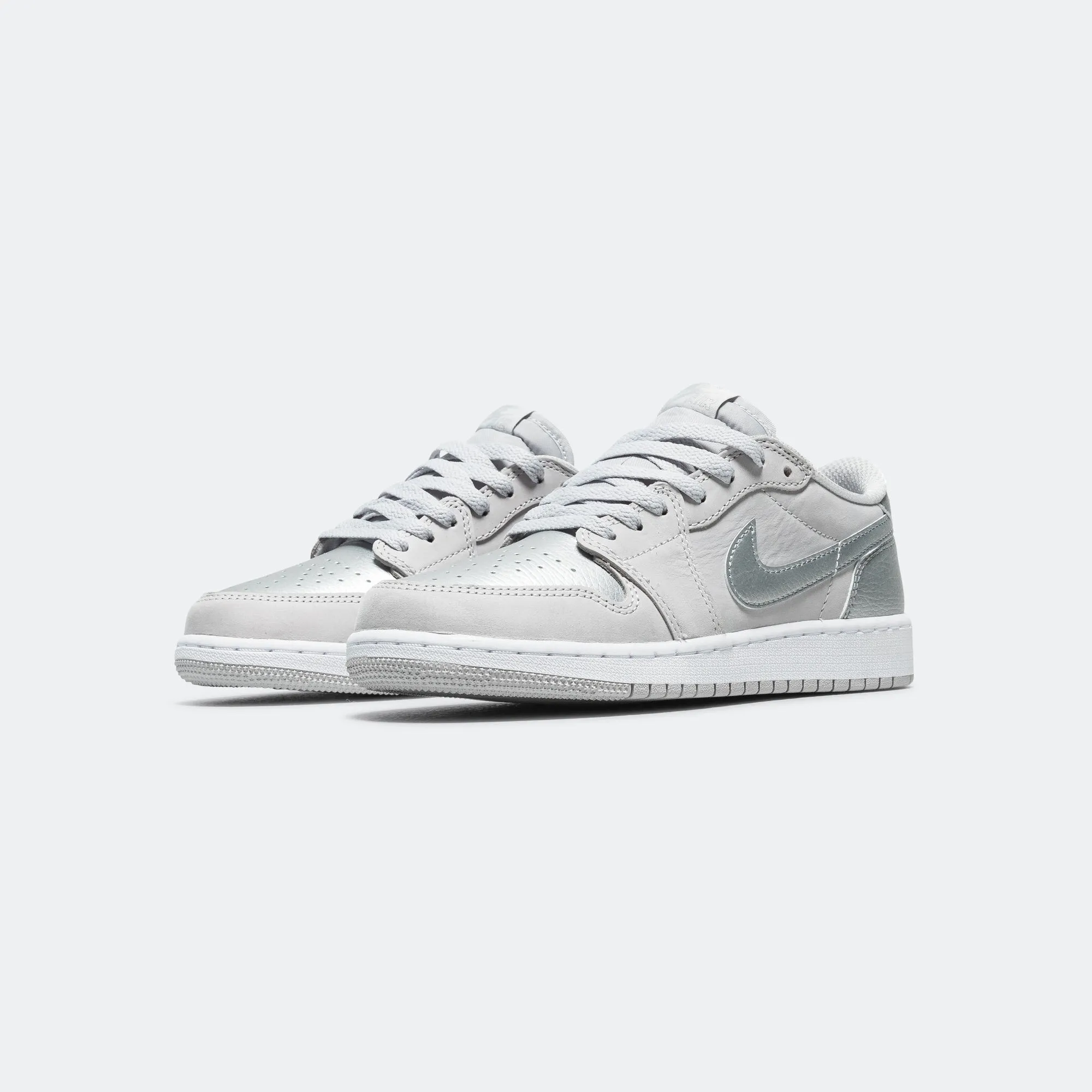 Air Jordan 1 (GS) Low - Neutral Grey/Metallic Silver-White