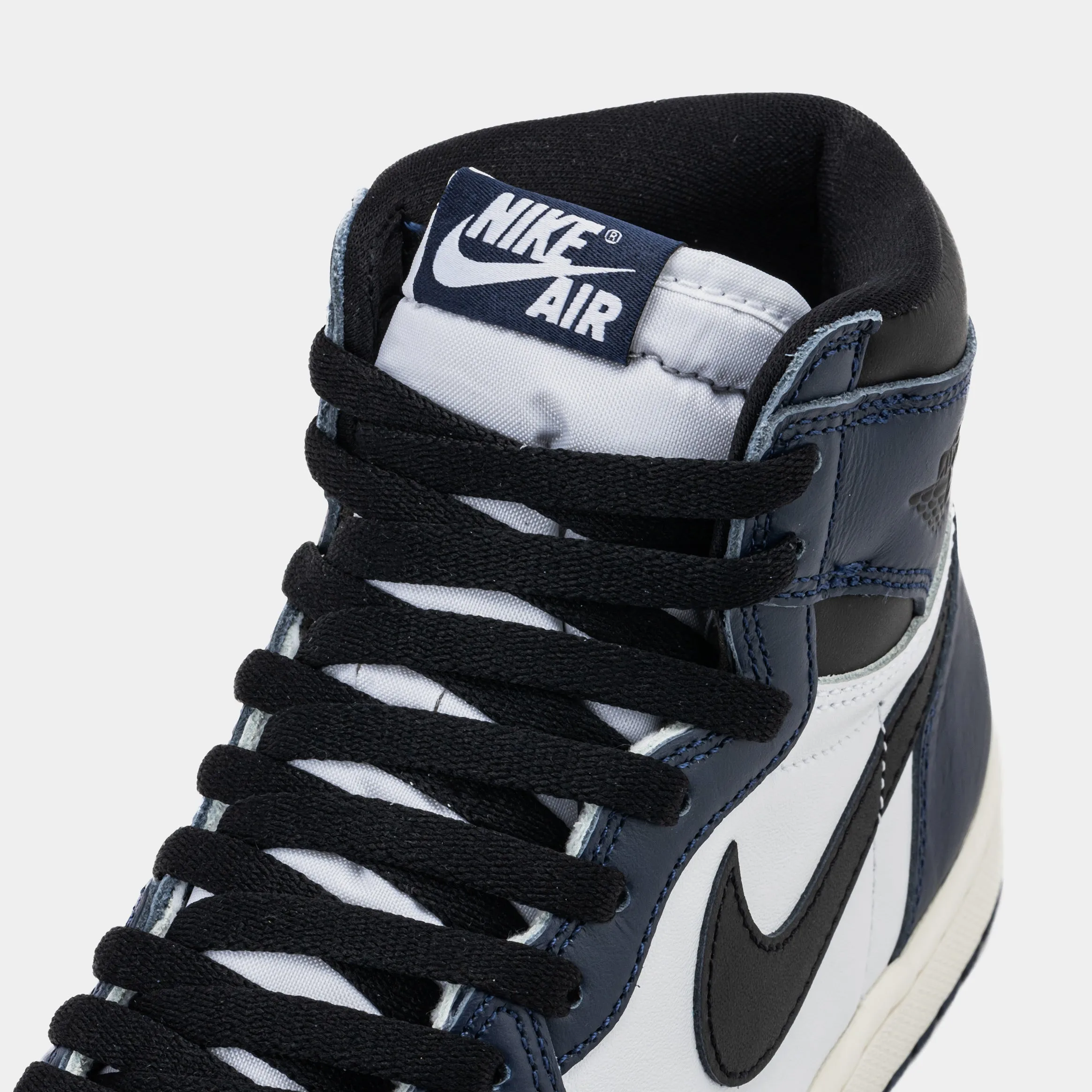 Air Jordan 1 Retro High OG Midnight Navy Mens Lifestyle Shoes (Midnight Navy/Black/White/Sail)