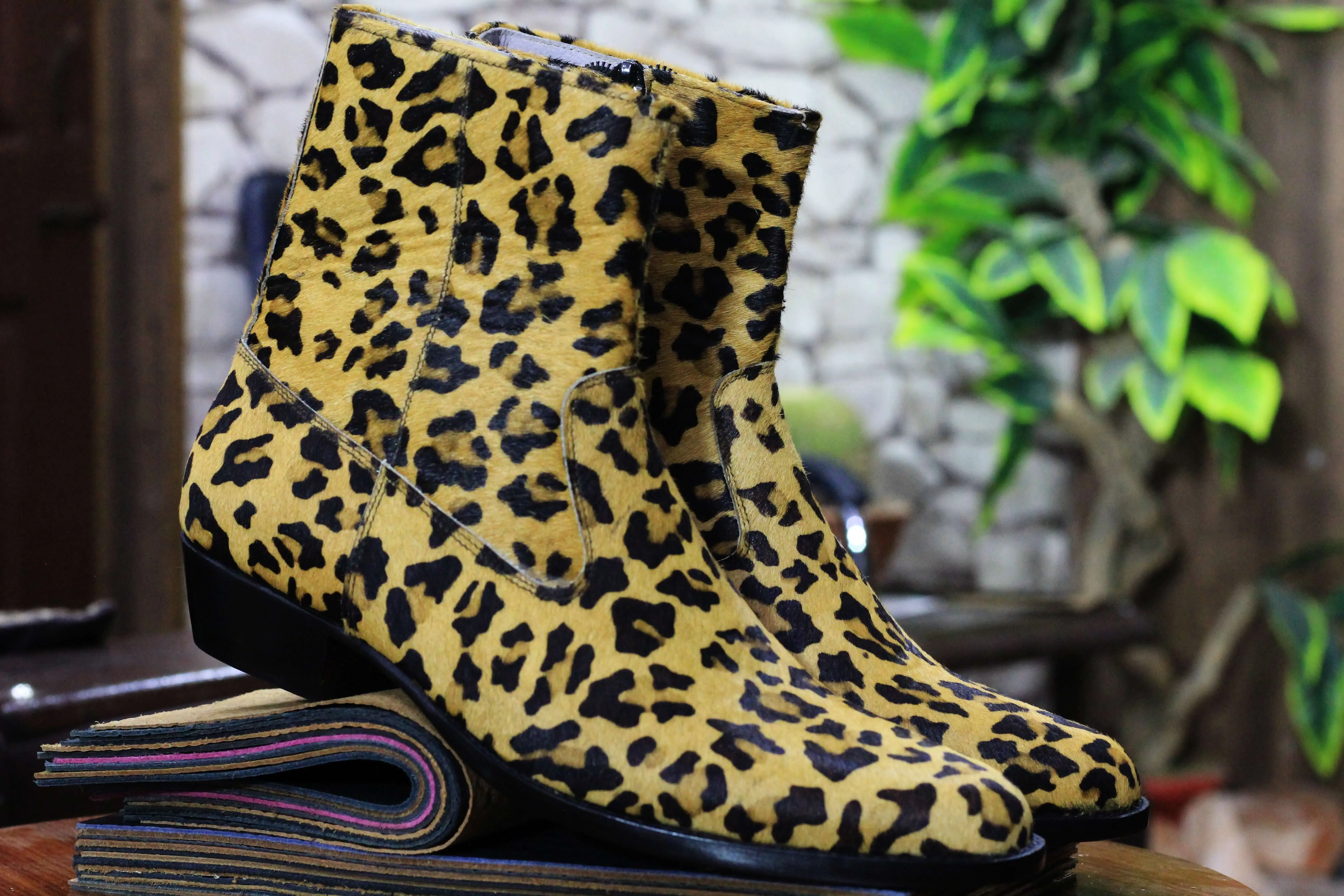 Ankle High Men's Leopard Boot, Handmade Side Zipper Men's Fashion Wear Boot