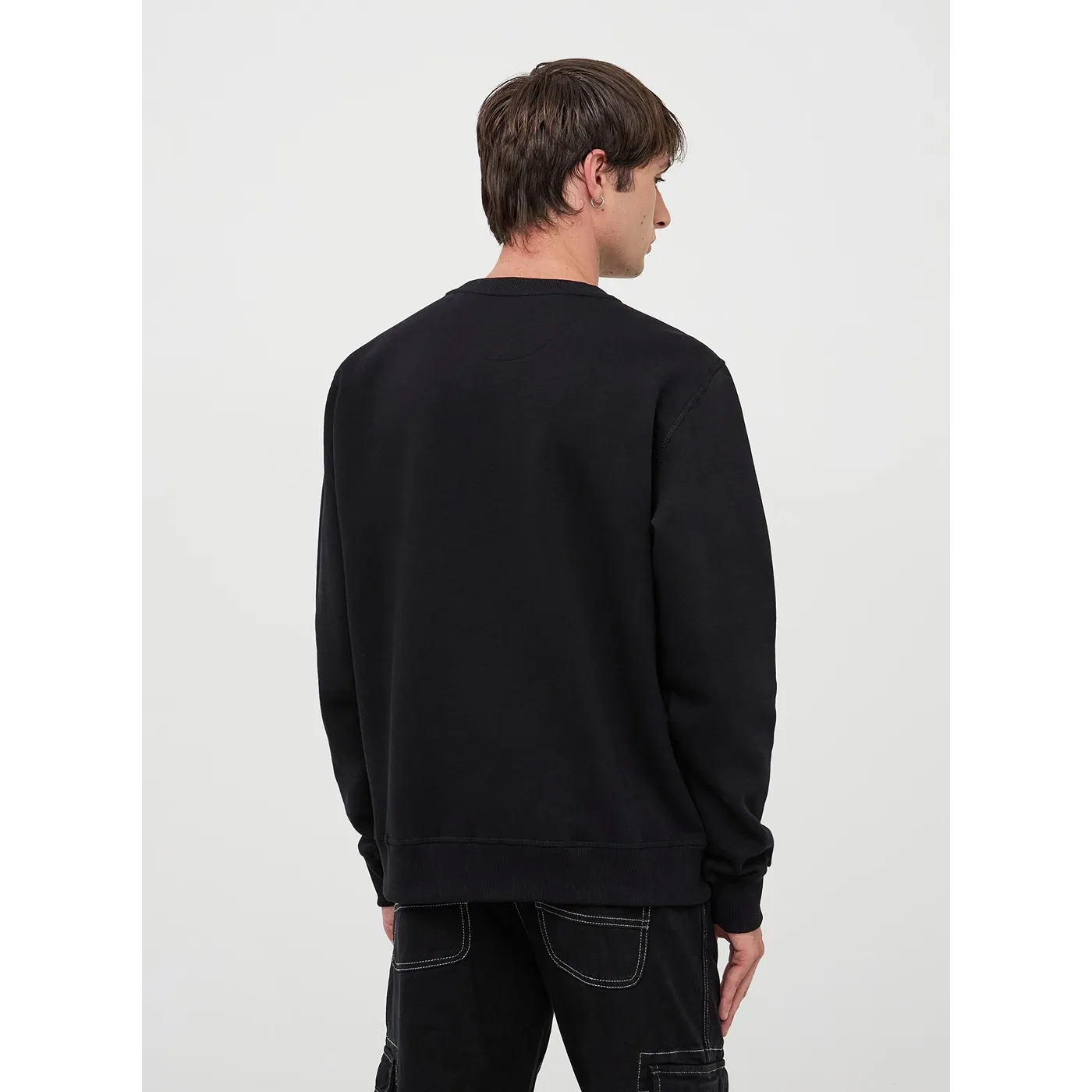 Black Basic Regular Fit Sweatshirt