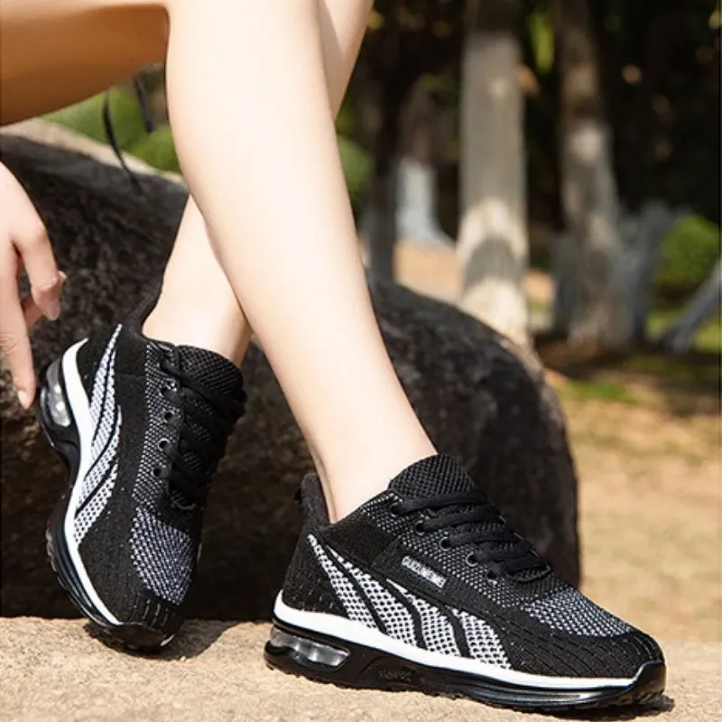 Breathable Mesh Style Outdoor Sports Shoes for Women