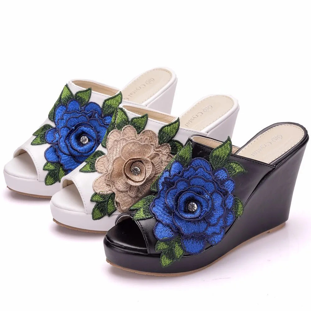 Flower Mouth Wedge Slippers