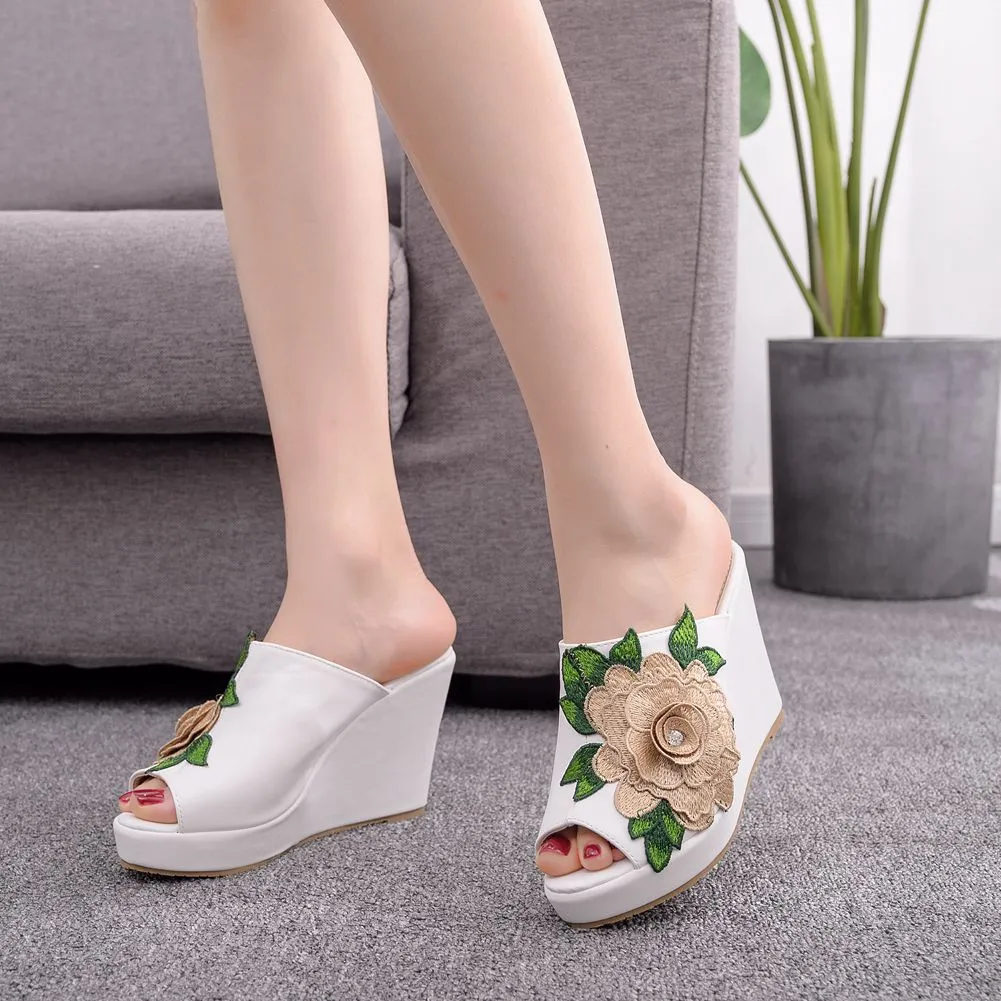 Flower Mouth Wedge Slippers