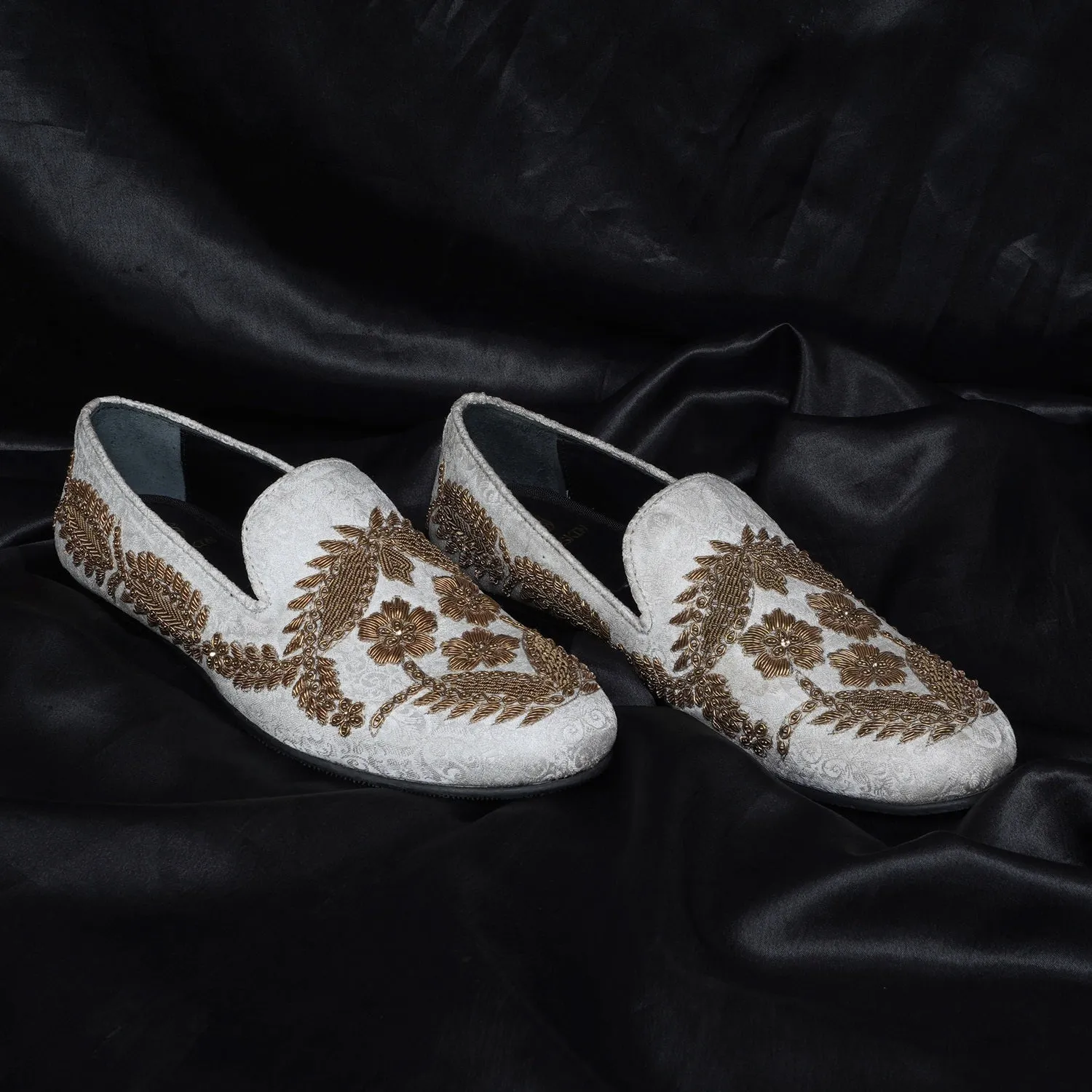 Golden Floral Knitting Hand Zardosi White Slip-On