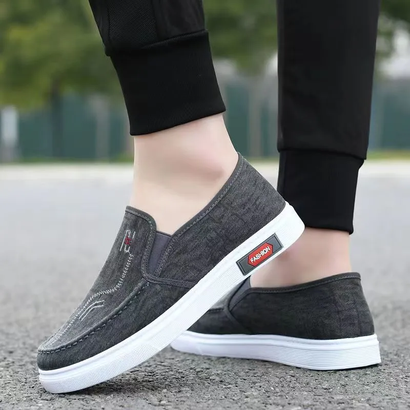 INSTOCK- Men's Beijing cloth casual lazy slip-on canvas men's