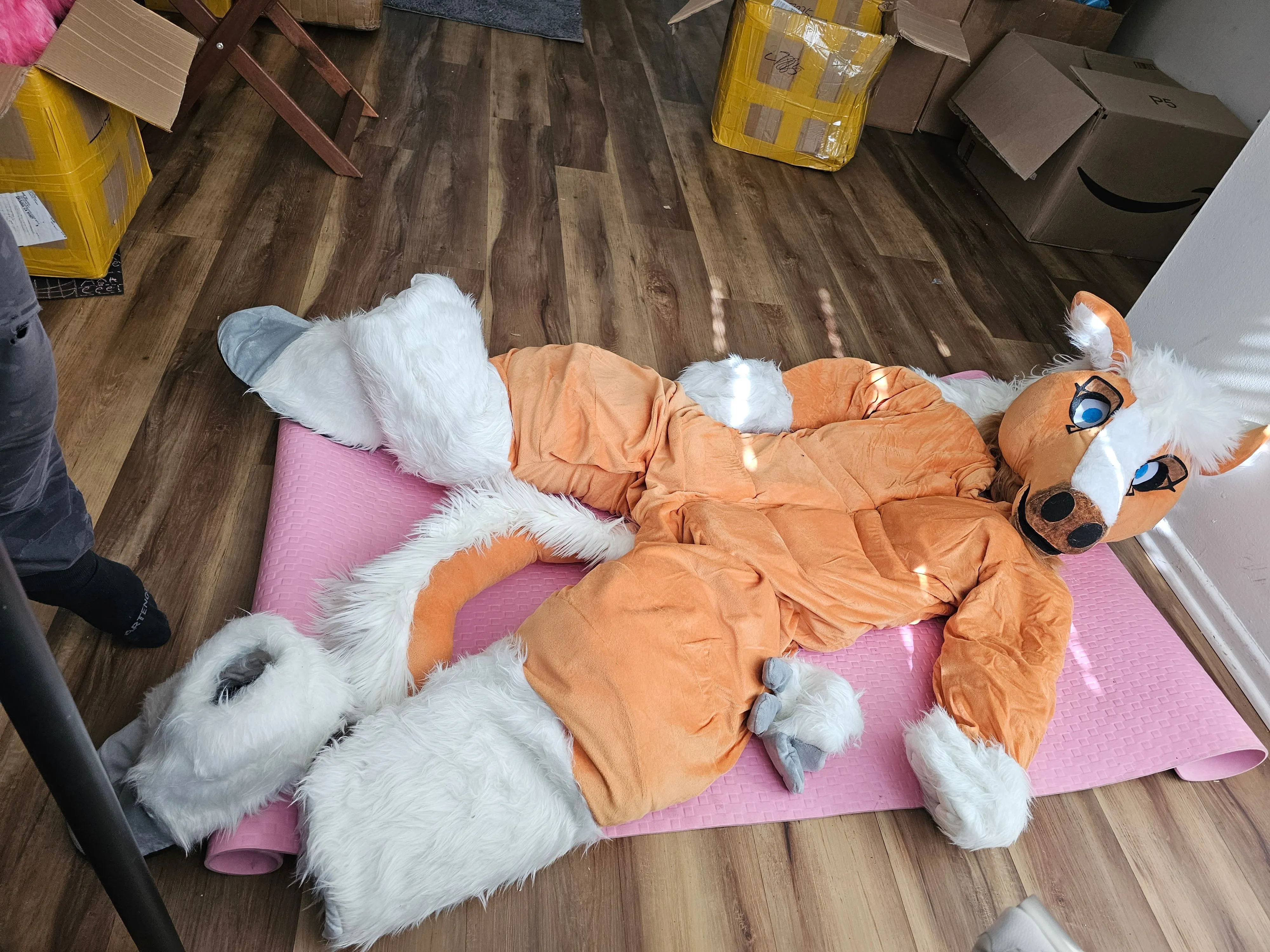 LA Pick UP/Ship Fox Cat Fursuit Kigurumi Furry Costumes Furries