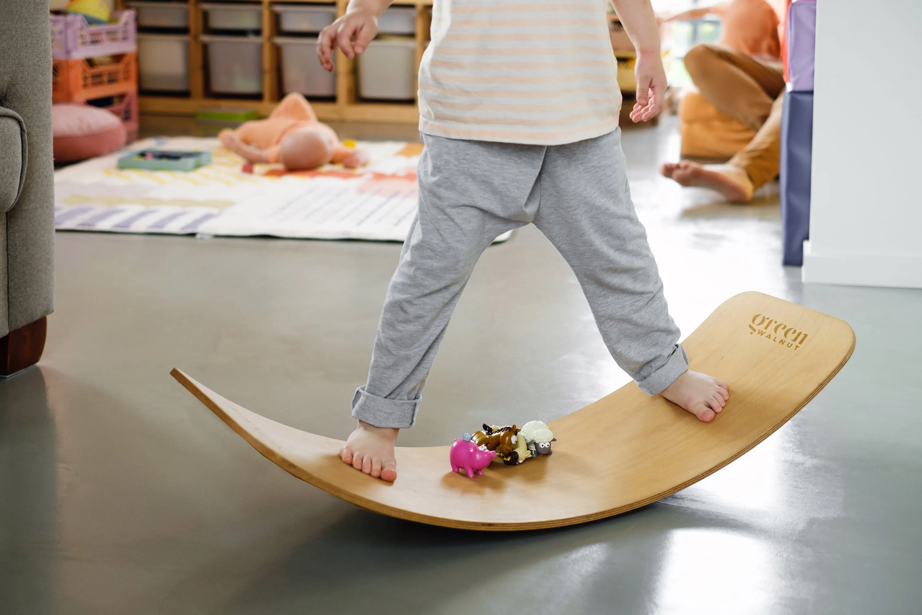 Large Wooden Balance Board (Natural Wooden Base)