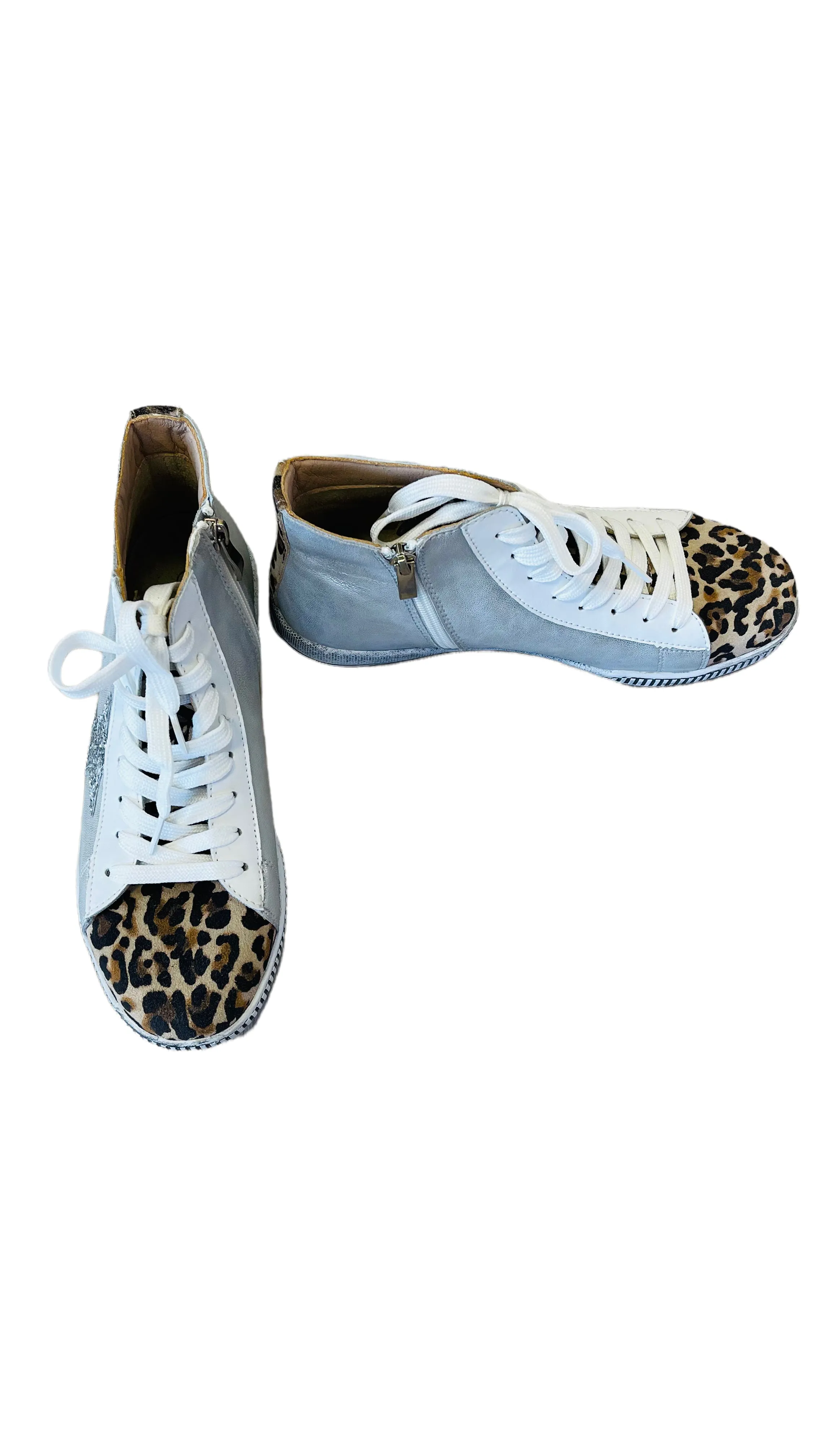 LEOPARD TOE SILVER GLITTER STAR HIGH TOP SNEAKER