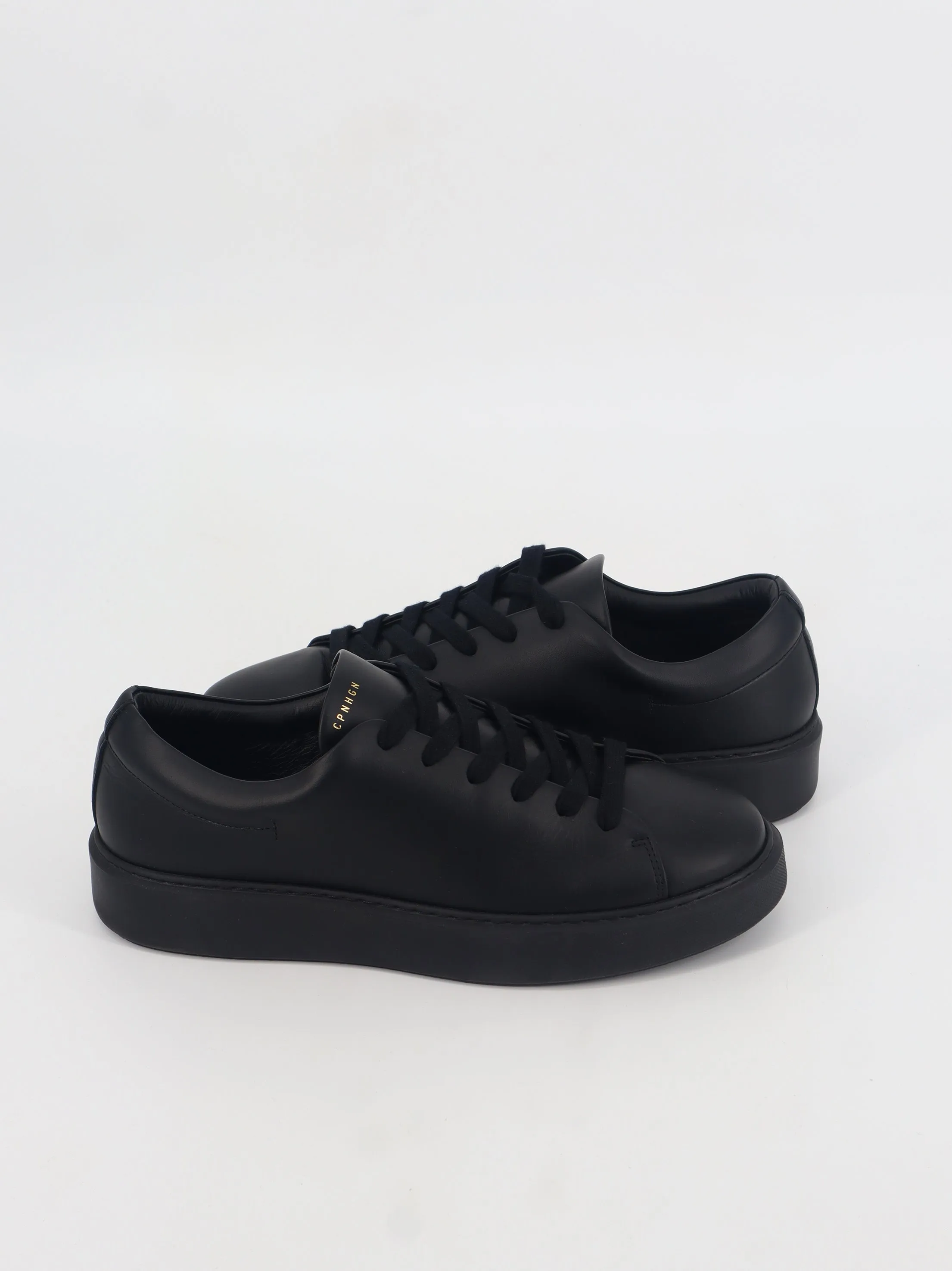 Men's Plain Leather Sneakers,Black