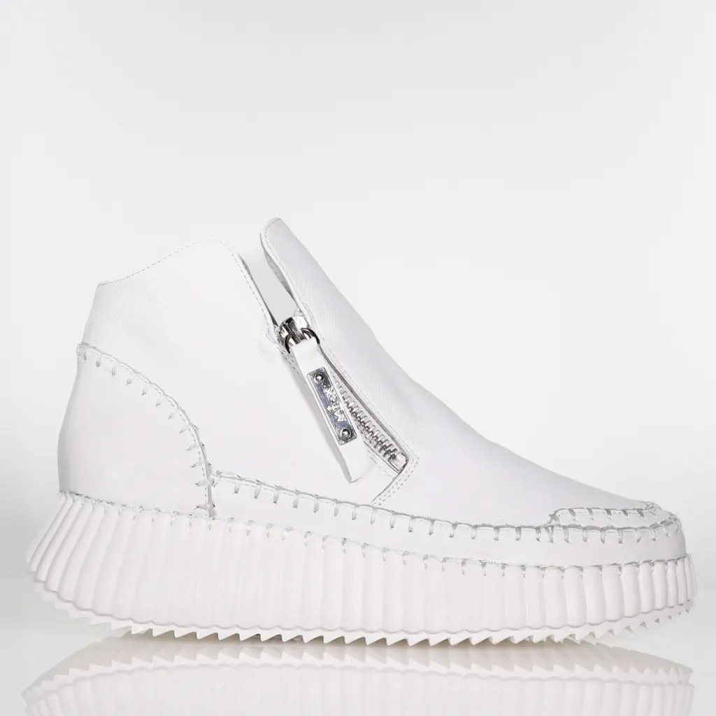 Minx Wesley Boot - White