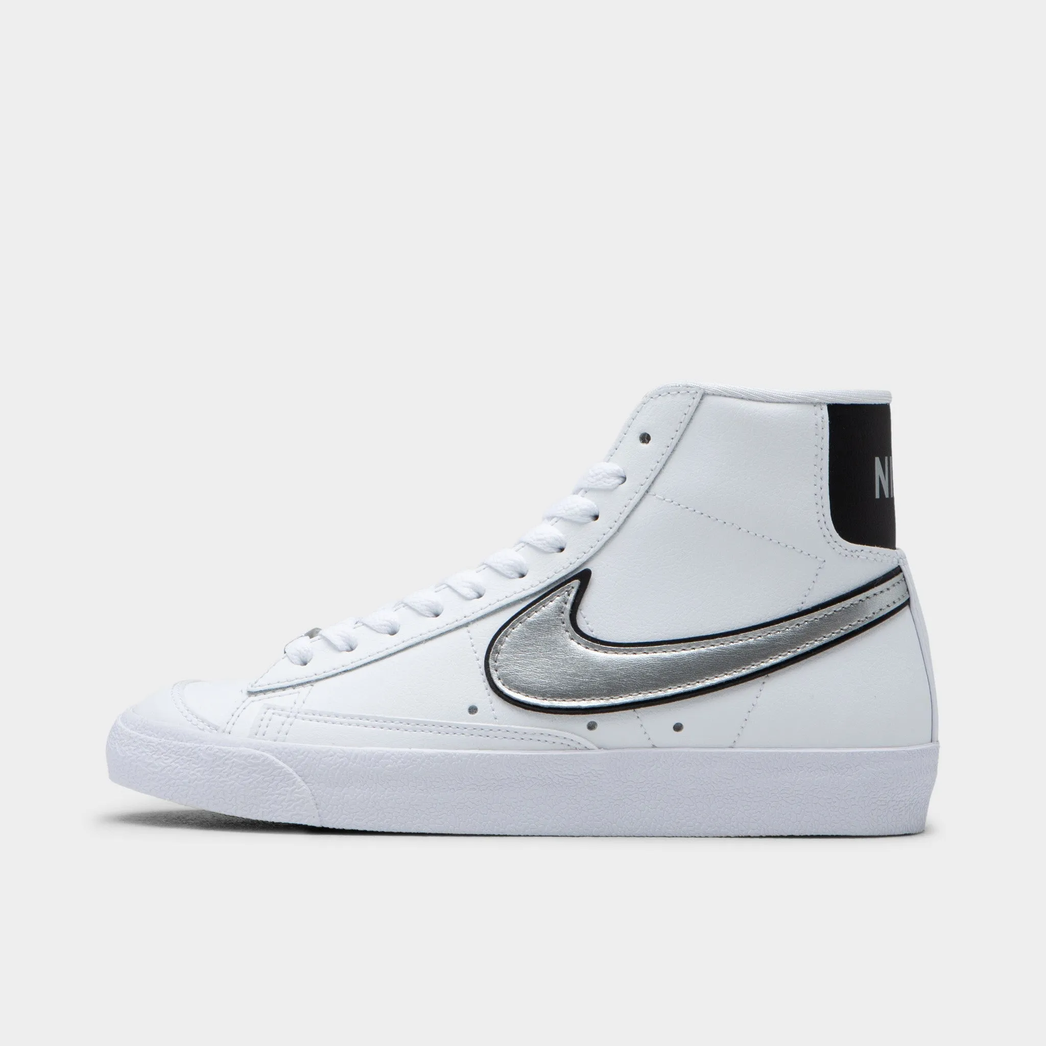 Nike Women's Blazer Mid '77 White / Metallic Silver - Black