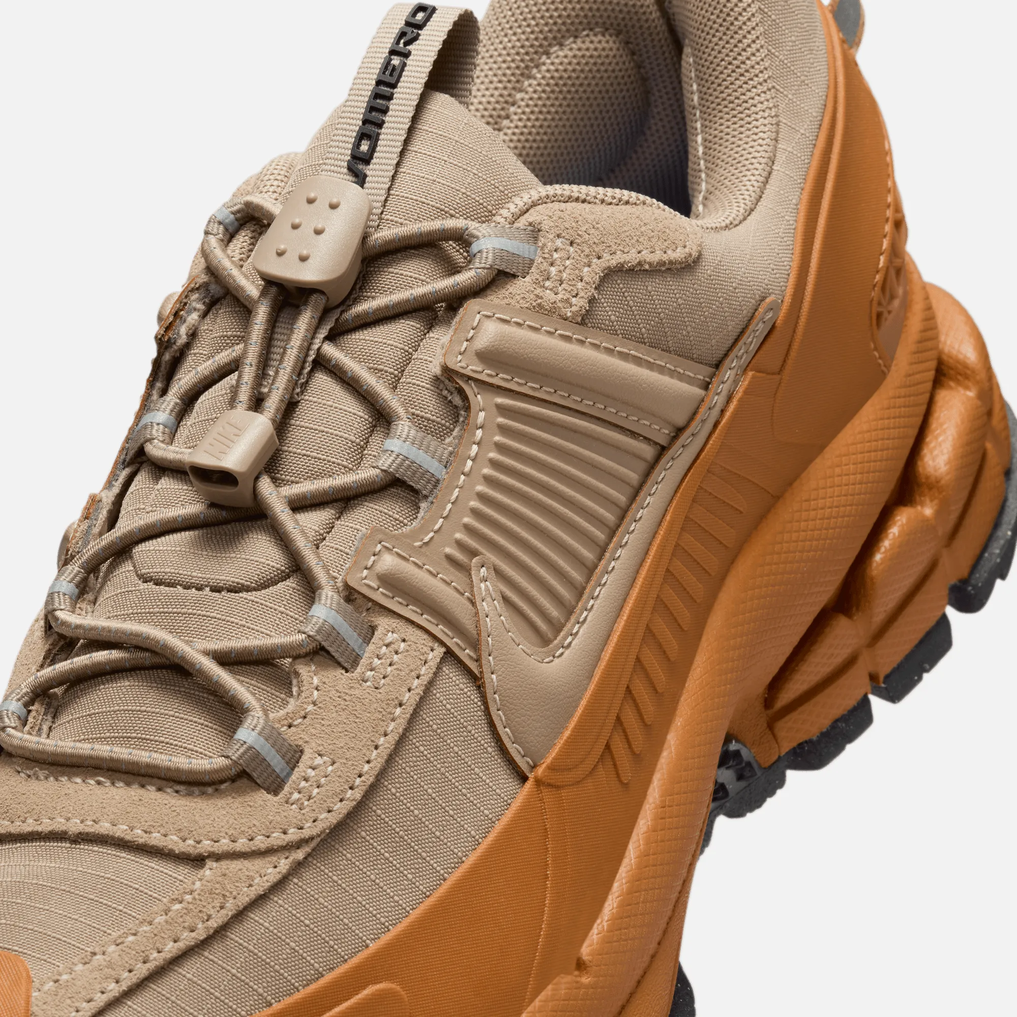 Nike Women's Zoom Vomero Roam Flax