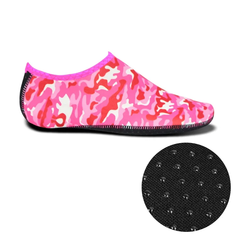 Non-slip Plastic Grain Texture Thick Cloth Sole Printing Diving Shoes and Socks, One Pair, Size:S (Rose Red Figured)