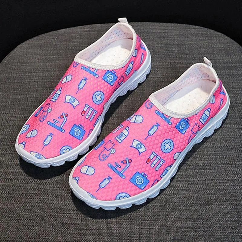 Nurse Medical Icons Slip-on Sneakers