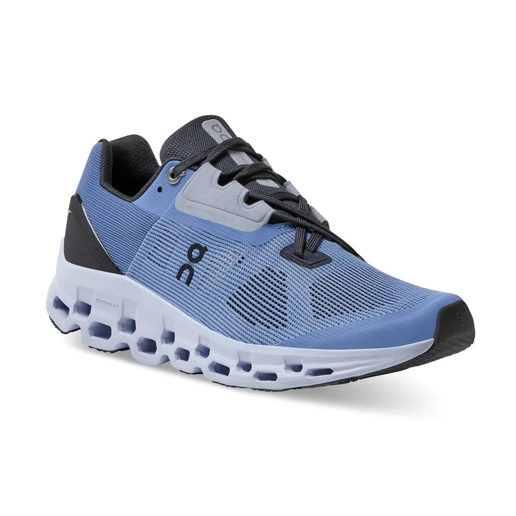 ON Running Cloudstratus Running Shoe - Womens