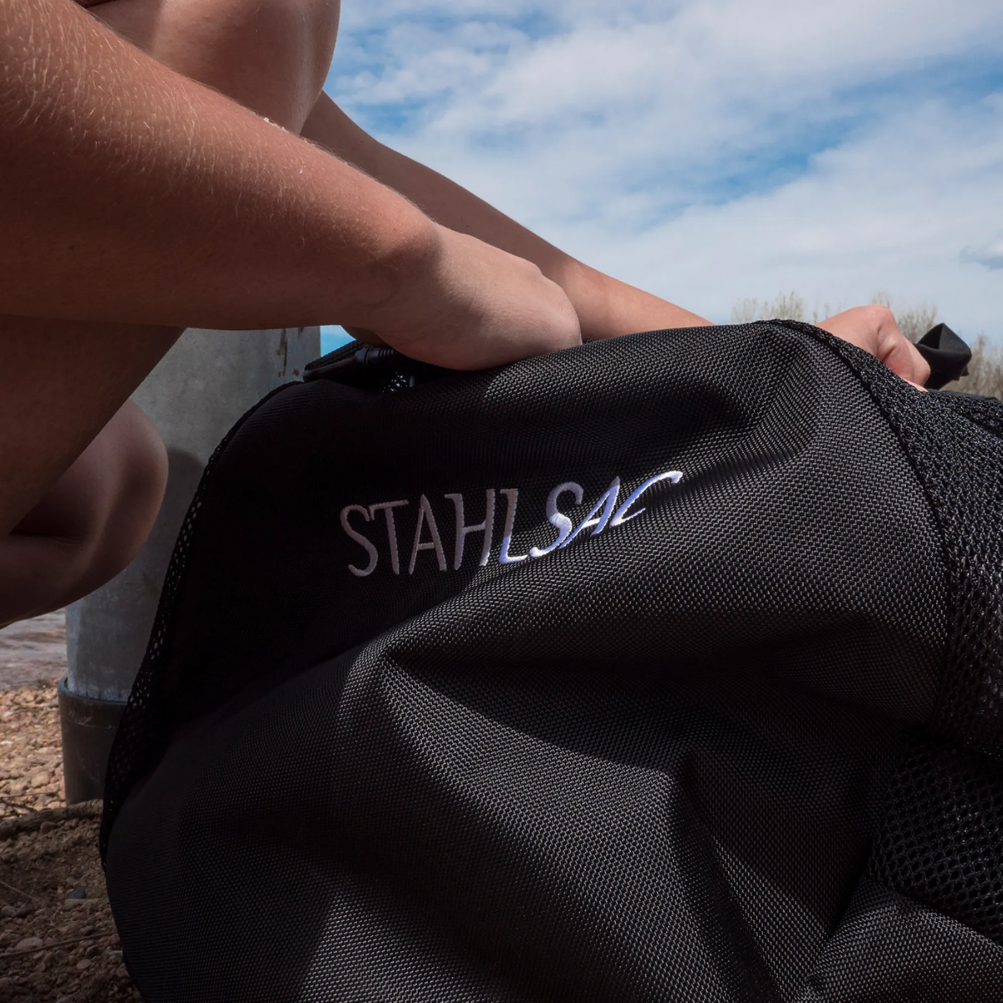 Stahlsac 26' Inch Mesh Duffle