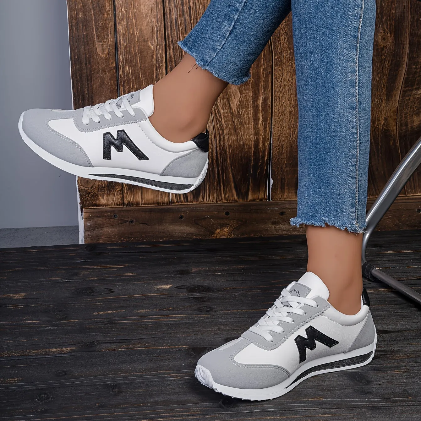 Stylish Colorblock Casual Sneakers Lightweight LaceUp Platform for Women