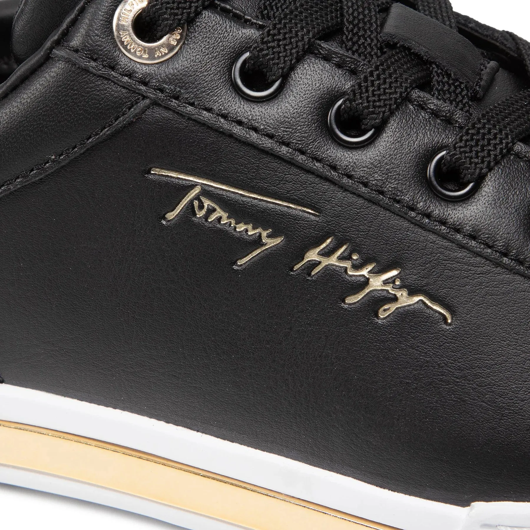 TOMMY HILFIGER The Elevated Sneaker