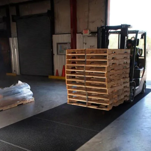 Water Soaker Forklift Mat