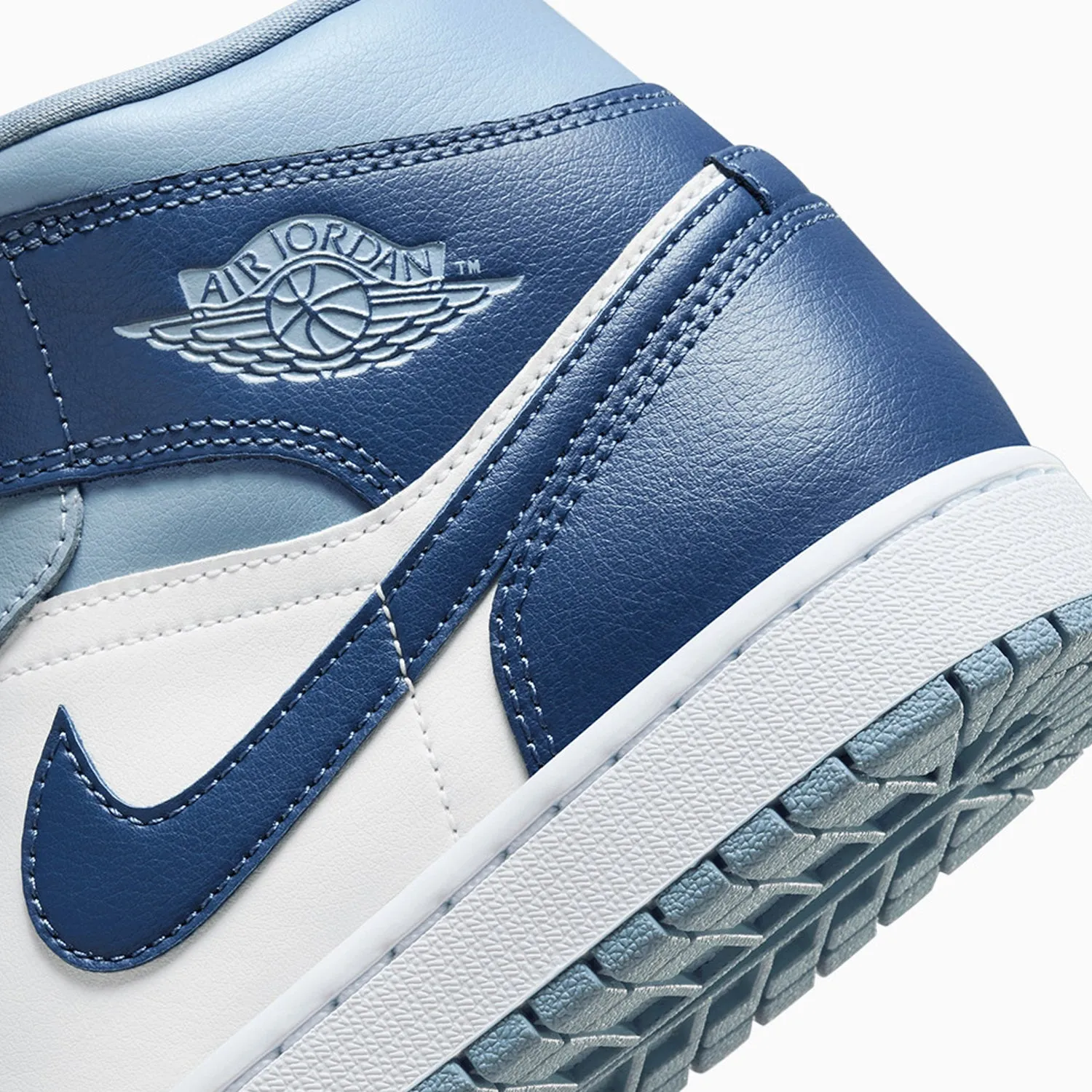 Women's Air Jordan 1 Mid "Diffused Blue"