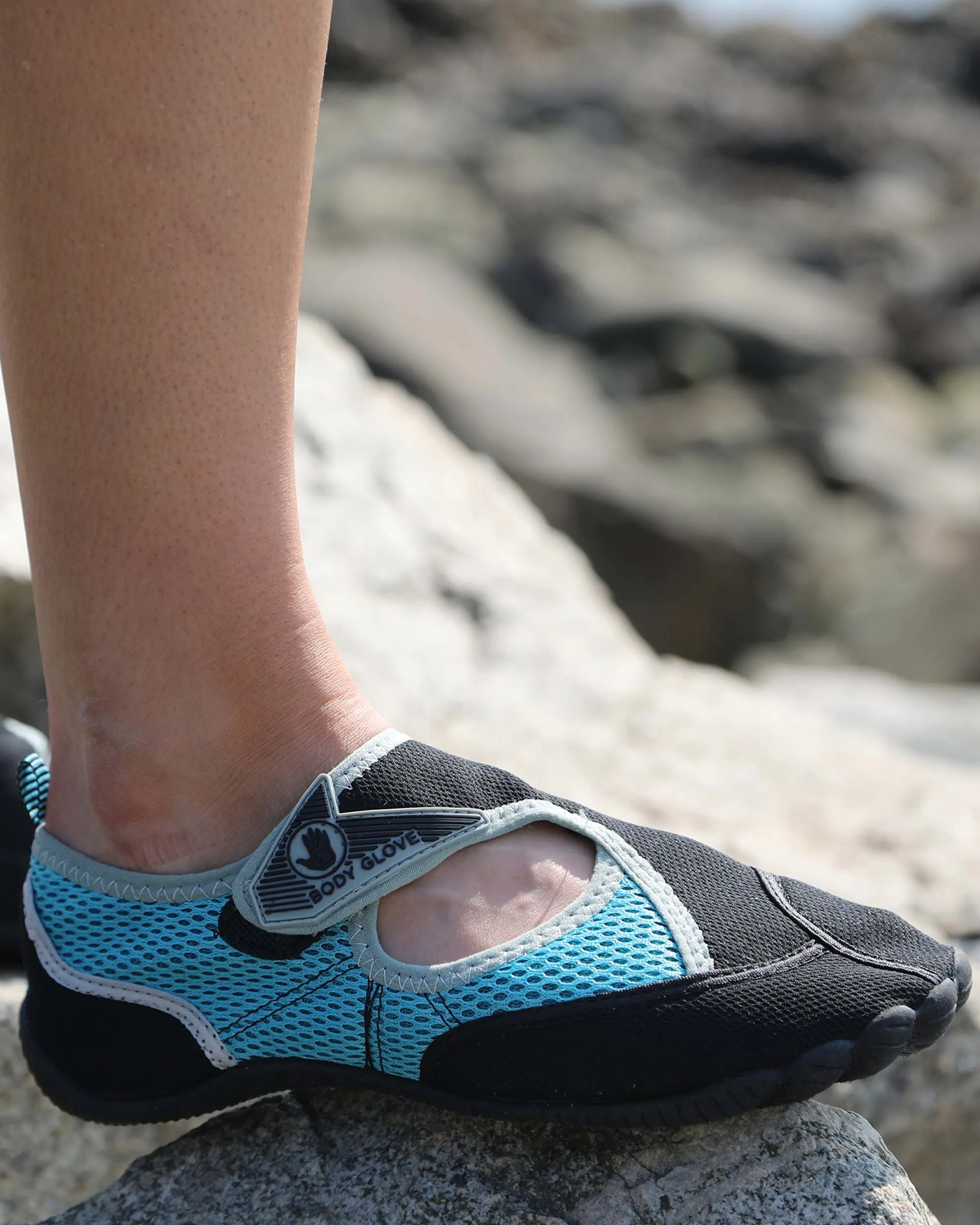 Women's Horizon Water Shoes - Black/Oasis Blue