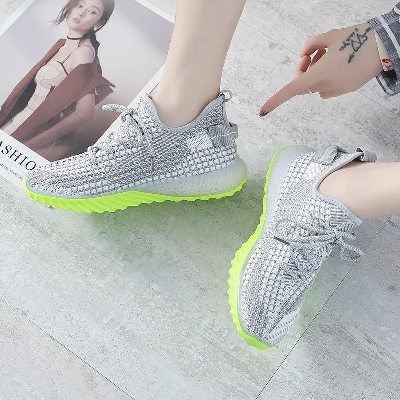 Women's Net Surface Breathable Lace-Up Sneakers